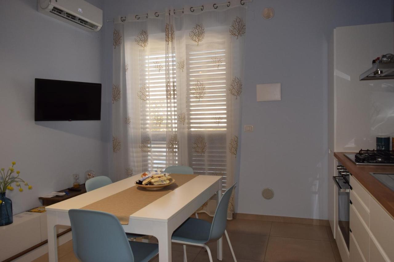 Casa Vacanze Lombardo Santa Teresa Di Riva Exterior foto