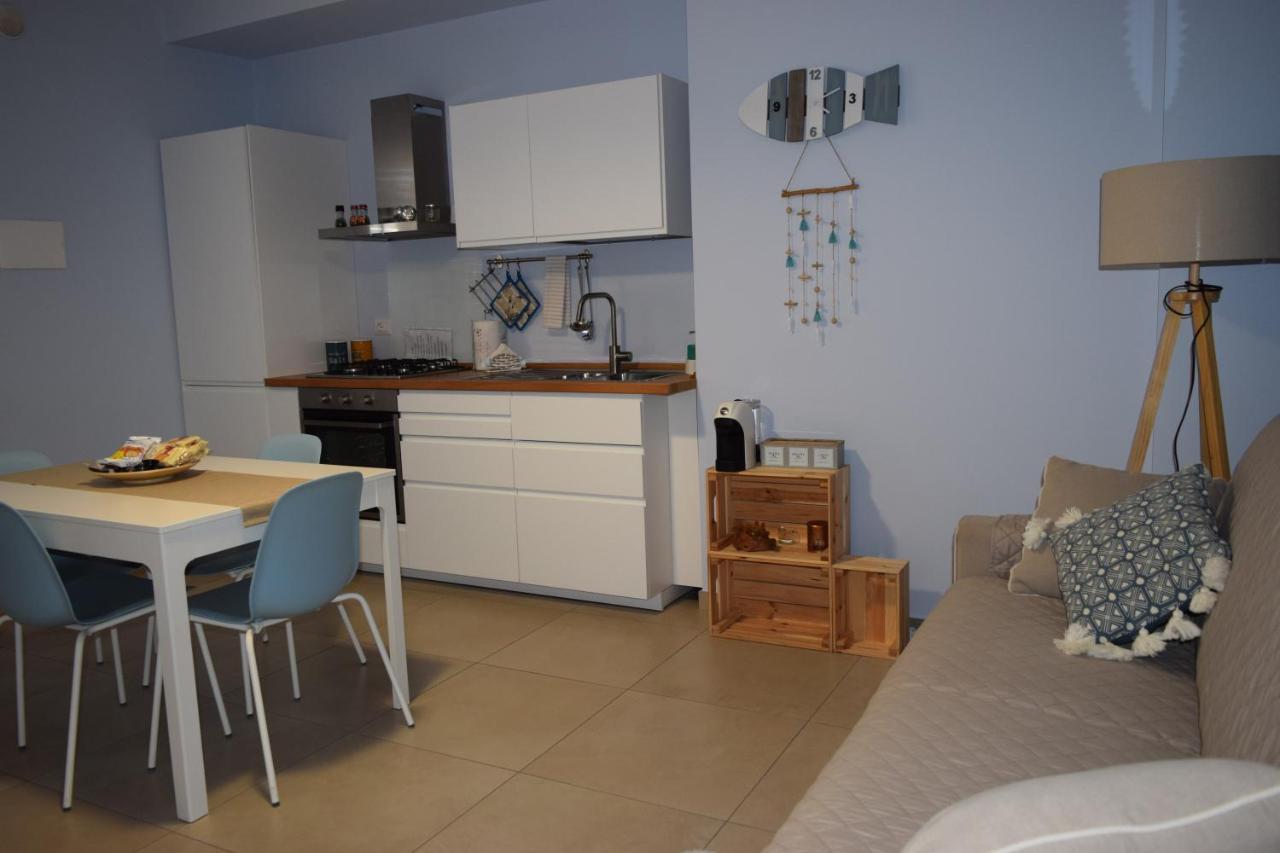 Casa Vacanze Lombardo Santa Teresa Di Riva Exterior foto