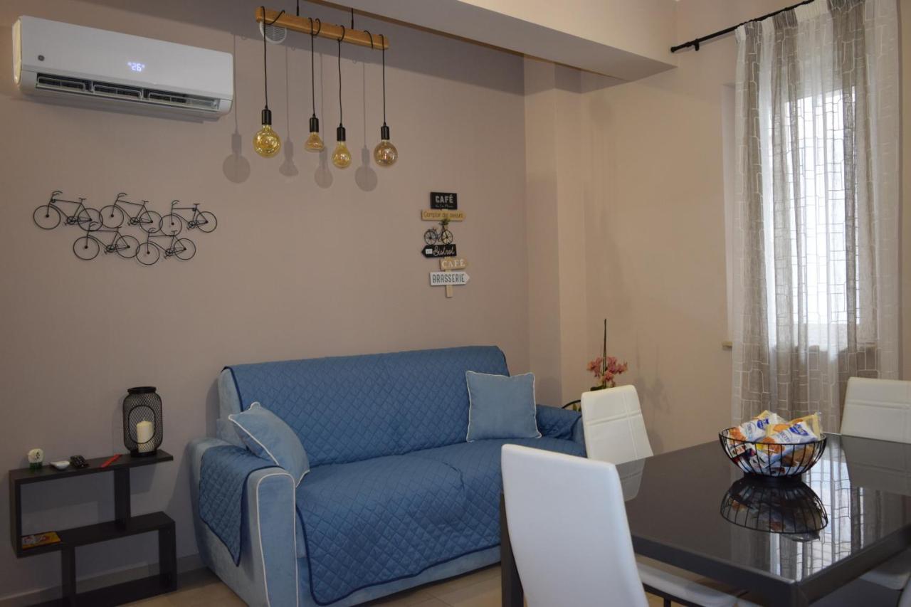 Casa Vacanze Lombardo Santa Teresa Di Riva Exterior foto