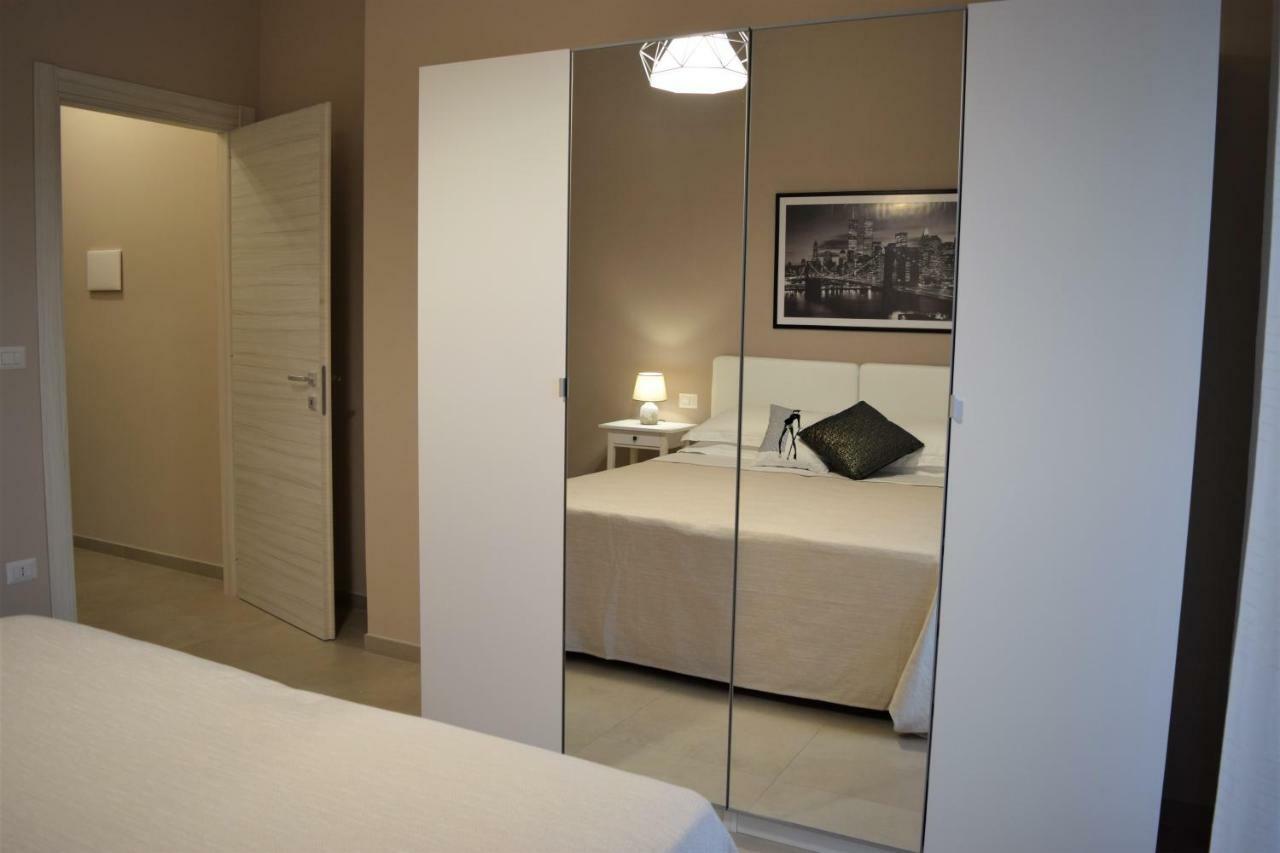 Casa Vacanze Lombardo Santa Teresa Di Riva Exterior foto